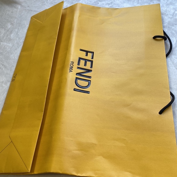 FENDI XL Shopping Bag #1 - Picture 4 of 11